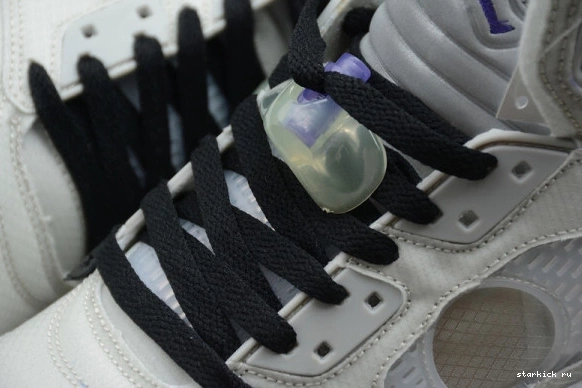 CT8480-105 Jordan CT8480-105  AJ5 ow 3M Air​ x​O-W 5 0402